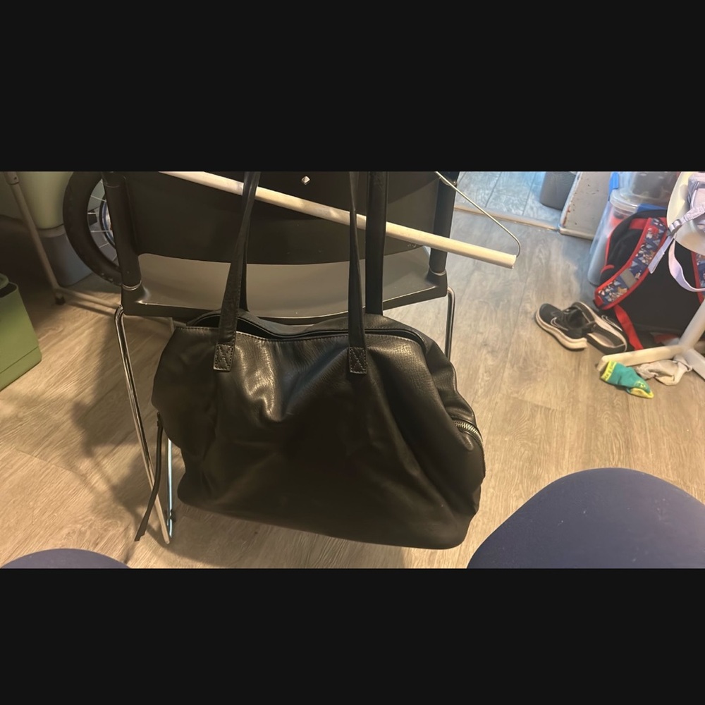 Antik Kraft Classic Black Shoulder Bag